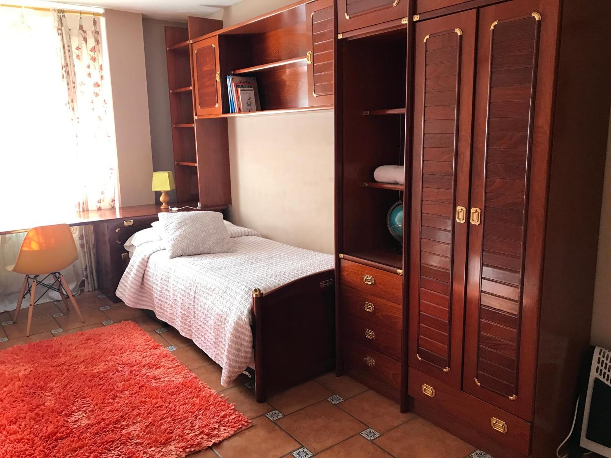 Apartamento Con Amplia Terraza Cerca Del Hospital Clinico 圣地亚哥－德孔波斯特拉 外观 照片