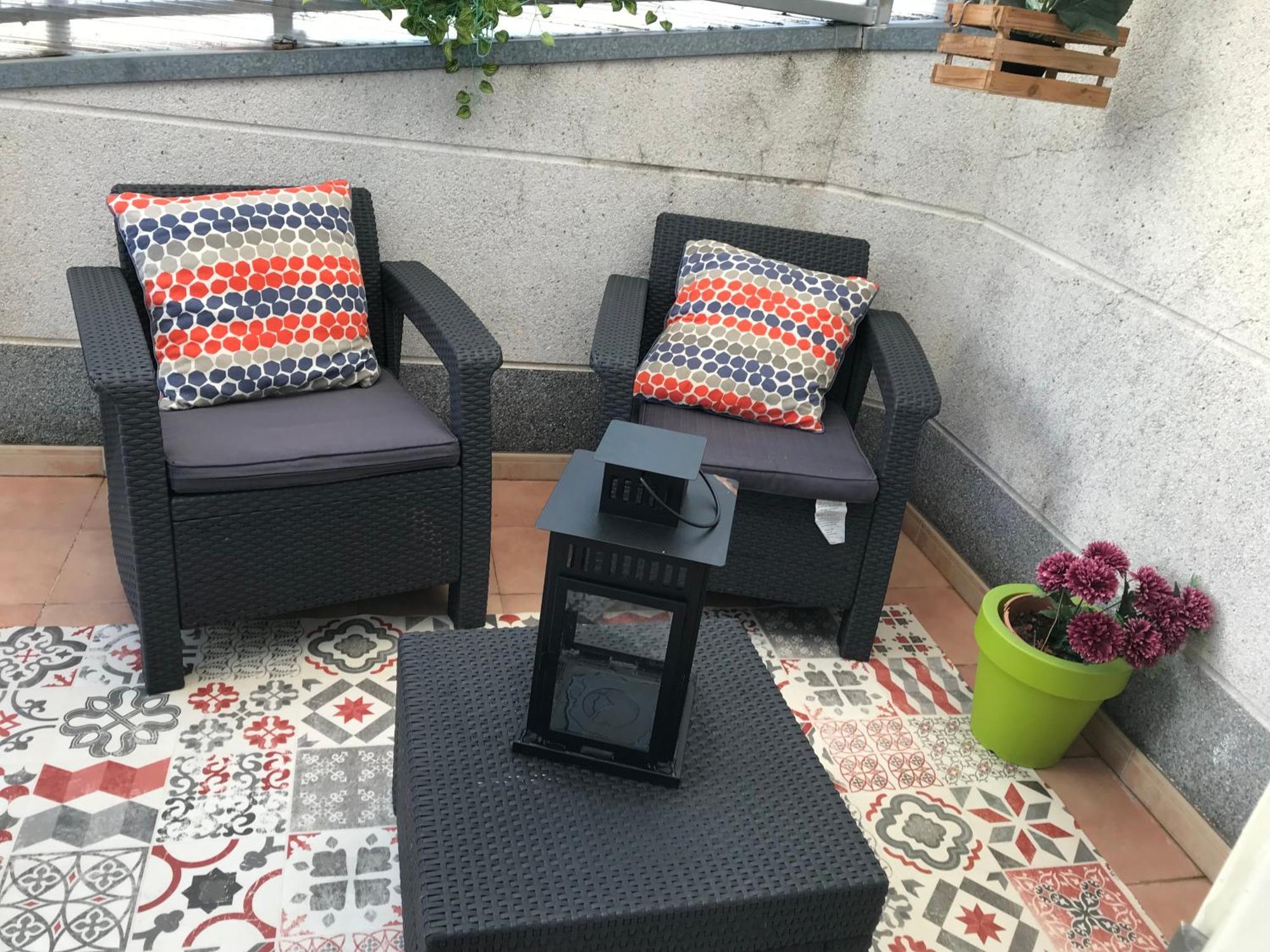 Apartamento Con Amplia Terraza Cerca Del Hospital Clinico 圣地亚哥－德孔波斯特拉 外观 照片